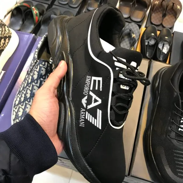 EA Sneakers