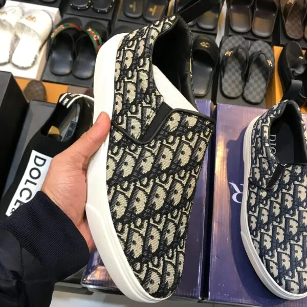 DIR Shoes