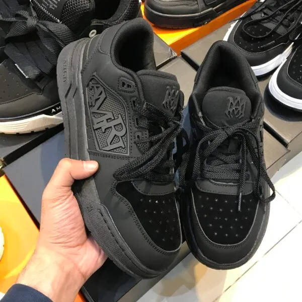 AMR Sneakers
