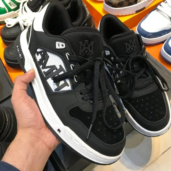 AMR Sneakers