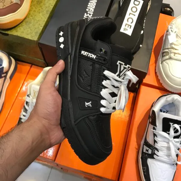 LVTN Sneakers