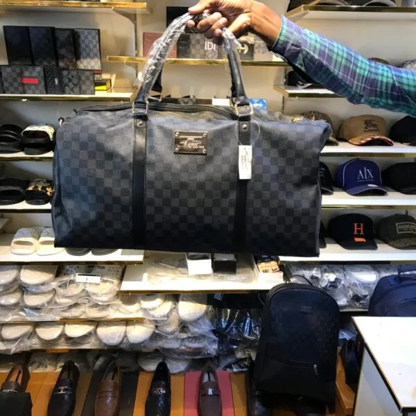 LVTN Leatherite material Bag