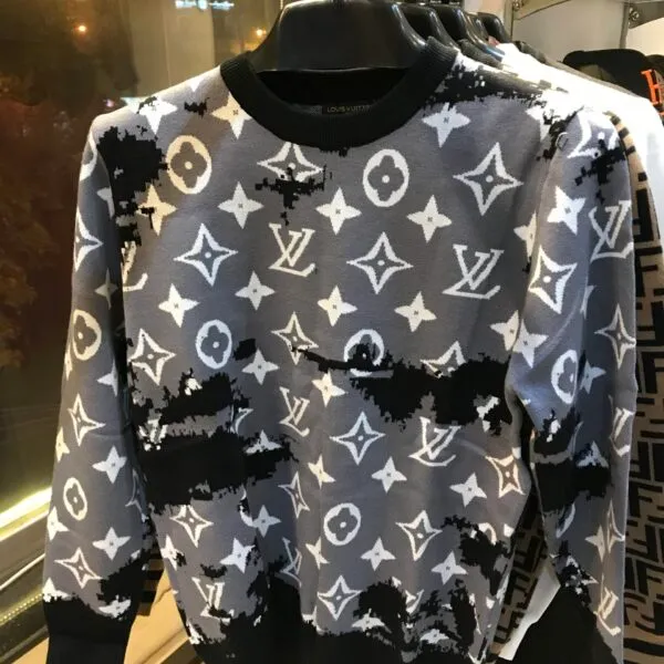 LVTN Knitted Sweater