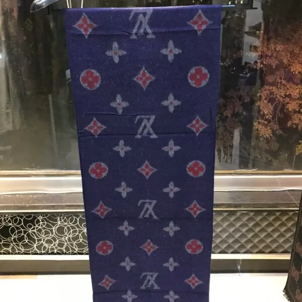 LVTN Scarf