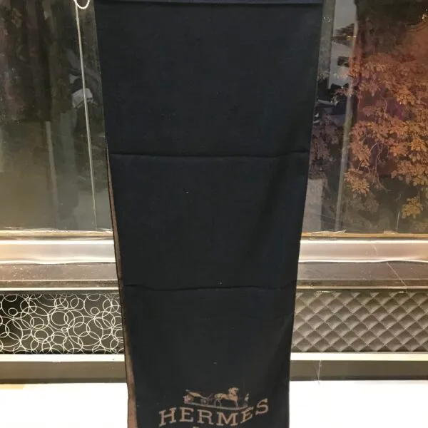 HRMS Scarf