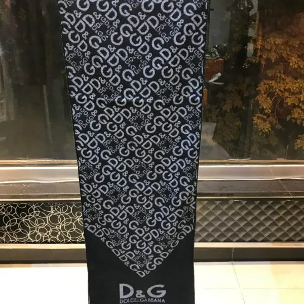 DG Scarf