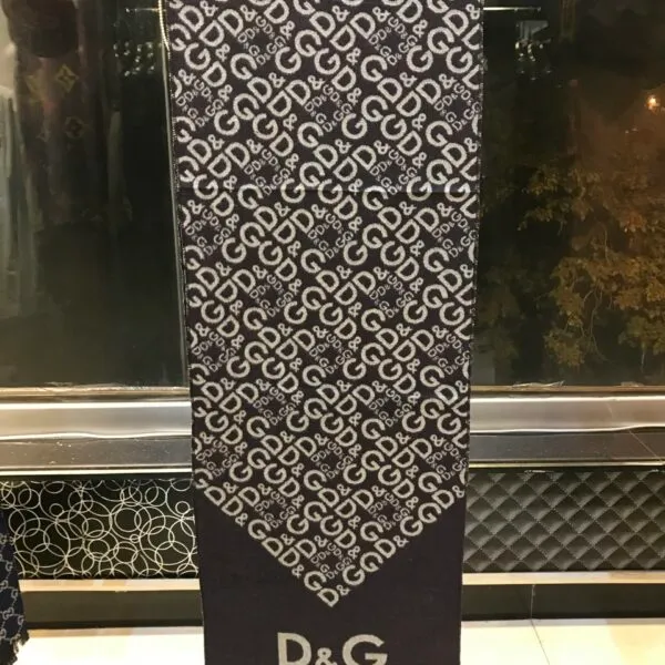 DG Scarf