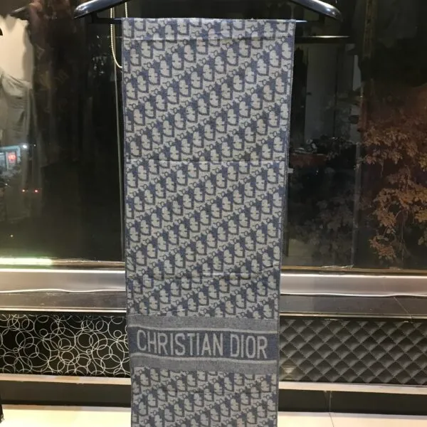 DIR Scarf