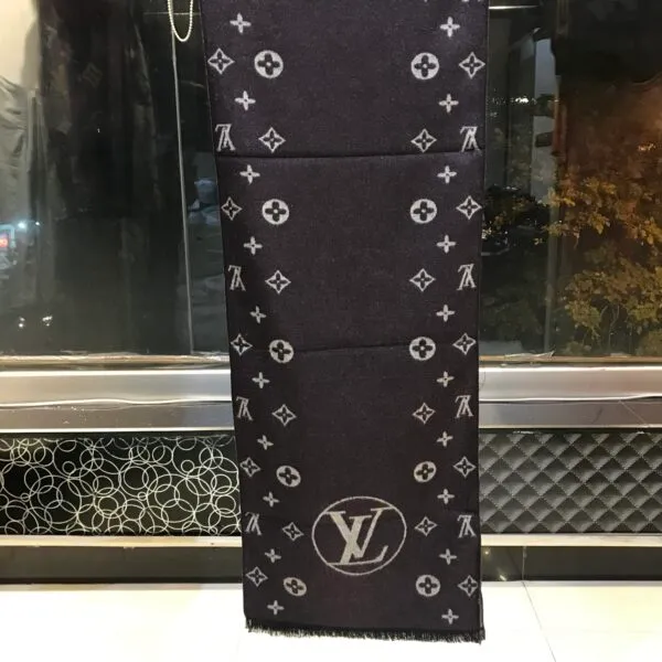 LVTN Scarf