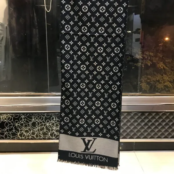 LVTN Scarf