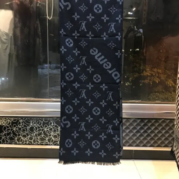 LVTN Scarf