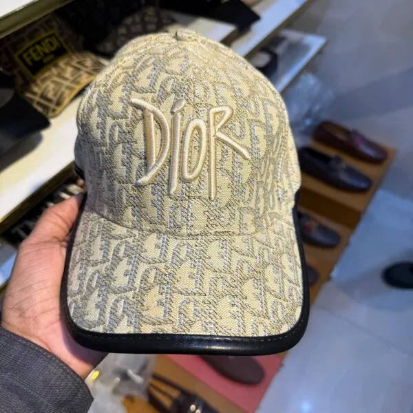 DIR Cap
