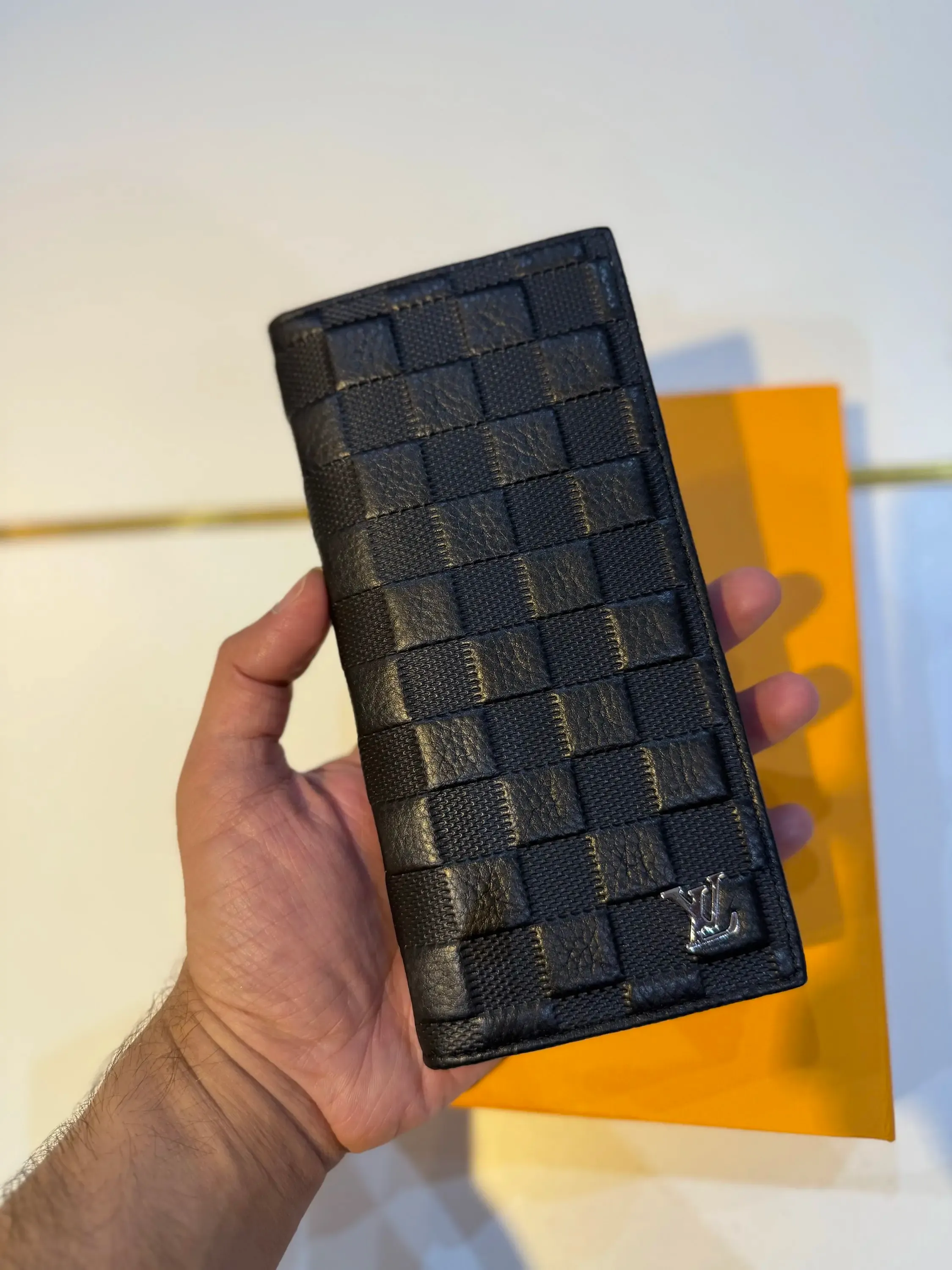 LVTN Long Wallet