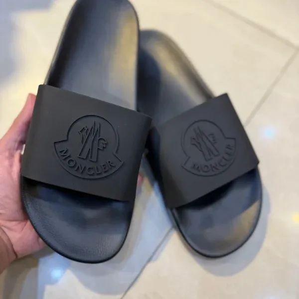 MNCLR Slide