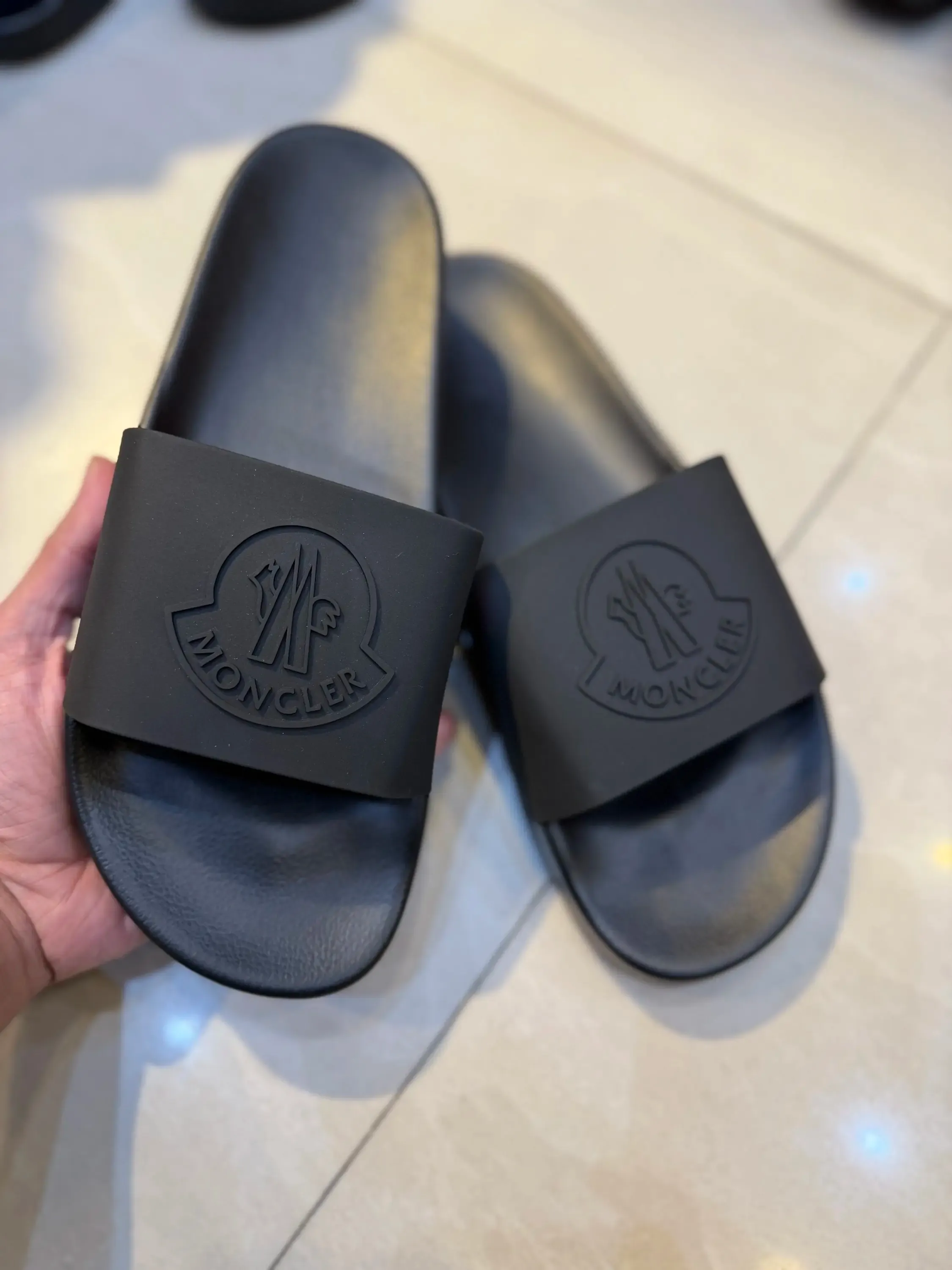 MNCLR Slide